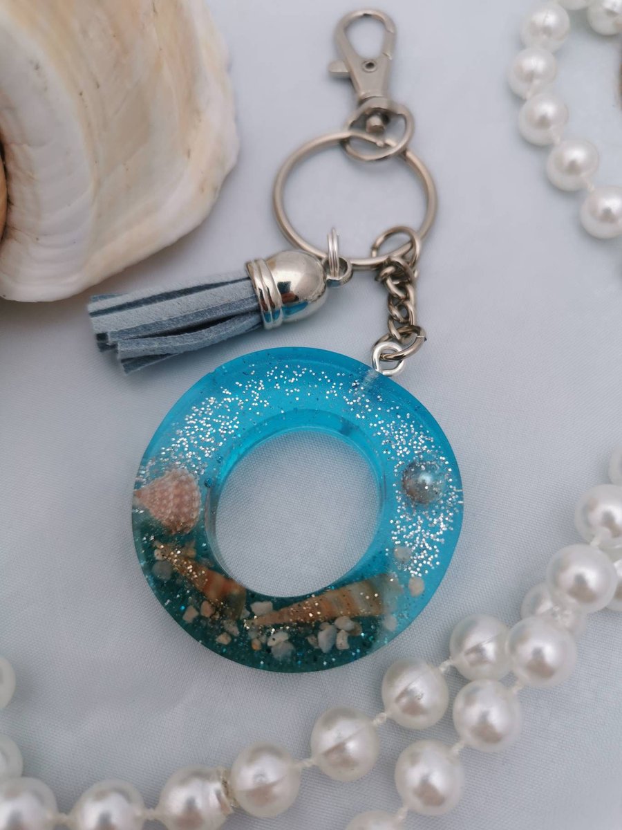 Resin Beach Keyring - O
