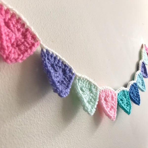 Crochet mini triangle handmade bunting decorative garland