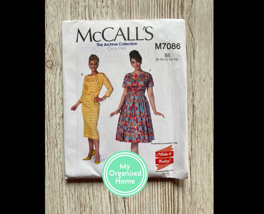 McCalls 7086 sewing pattern, sizes 8-16 - unused pattern, in factory folds