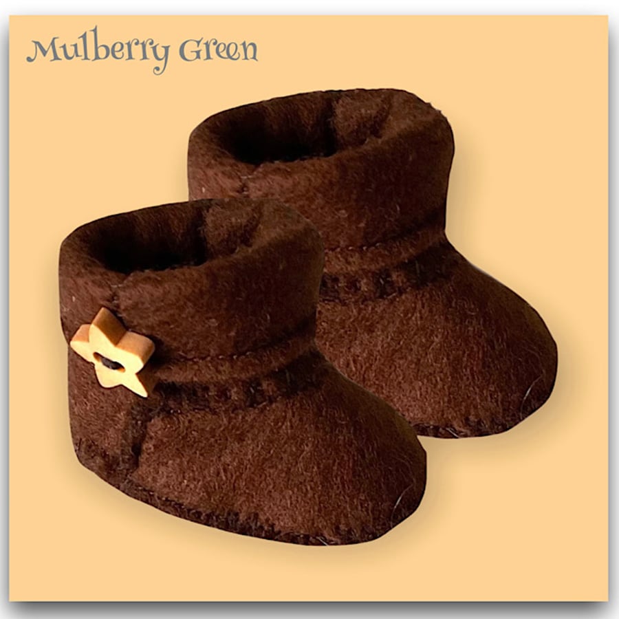 Reserved for Connor - Brown Pixie Boots with Star