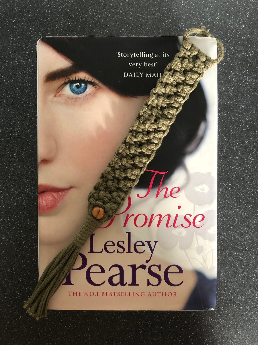 Handmade macrame bookmark, 100% cotton, khaki green with a lovely wooden bead