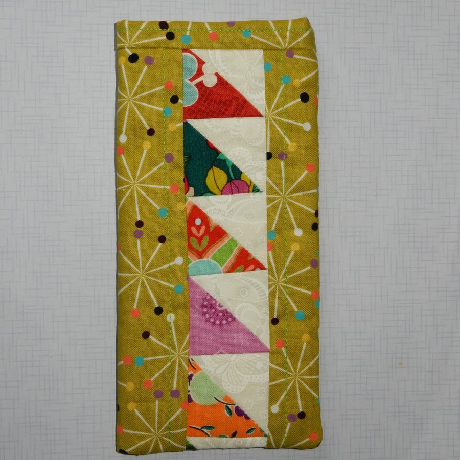 Glasses case - pins and patchwork