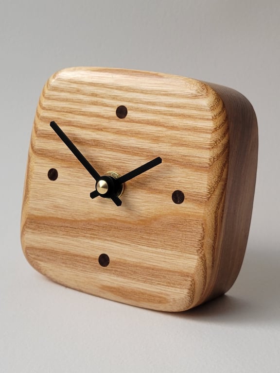 Desk Clock - Oak Walnut Dots Black Hands