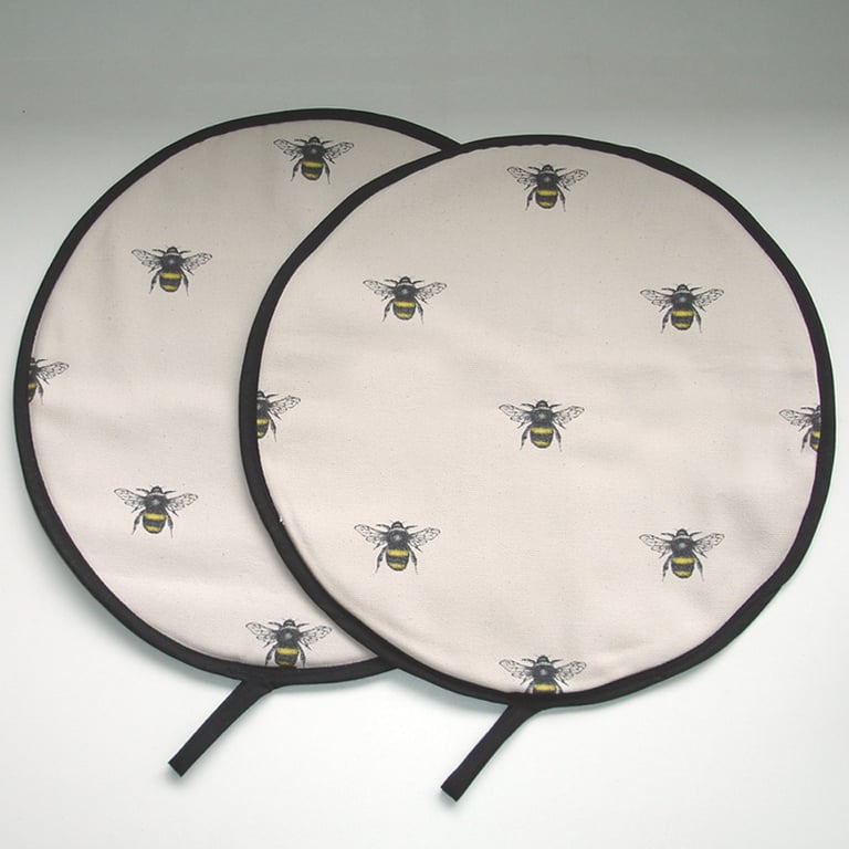 Bee Aga Hob Lid Mats Pads Covers Pair of Hats Chef's Pad With Loops Bees