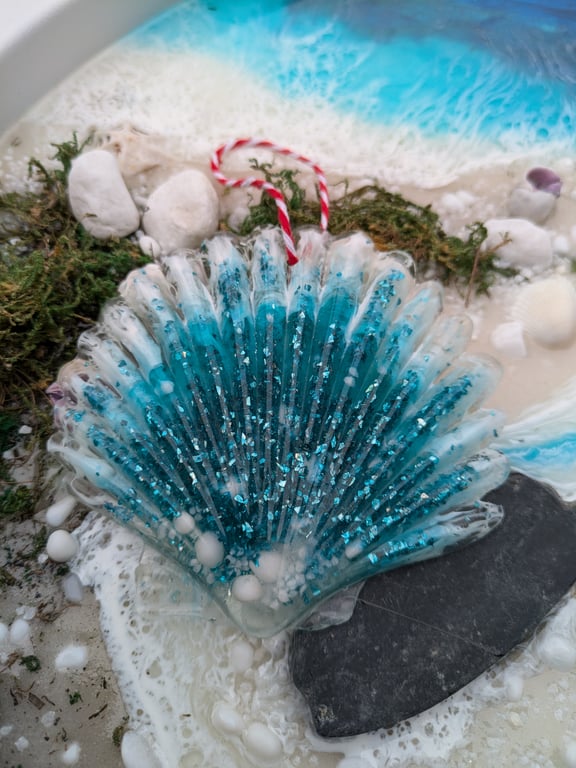 Textured Resin Shell Hanging Decoration
