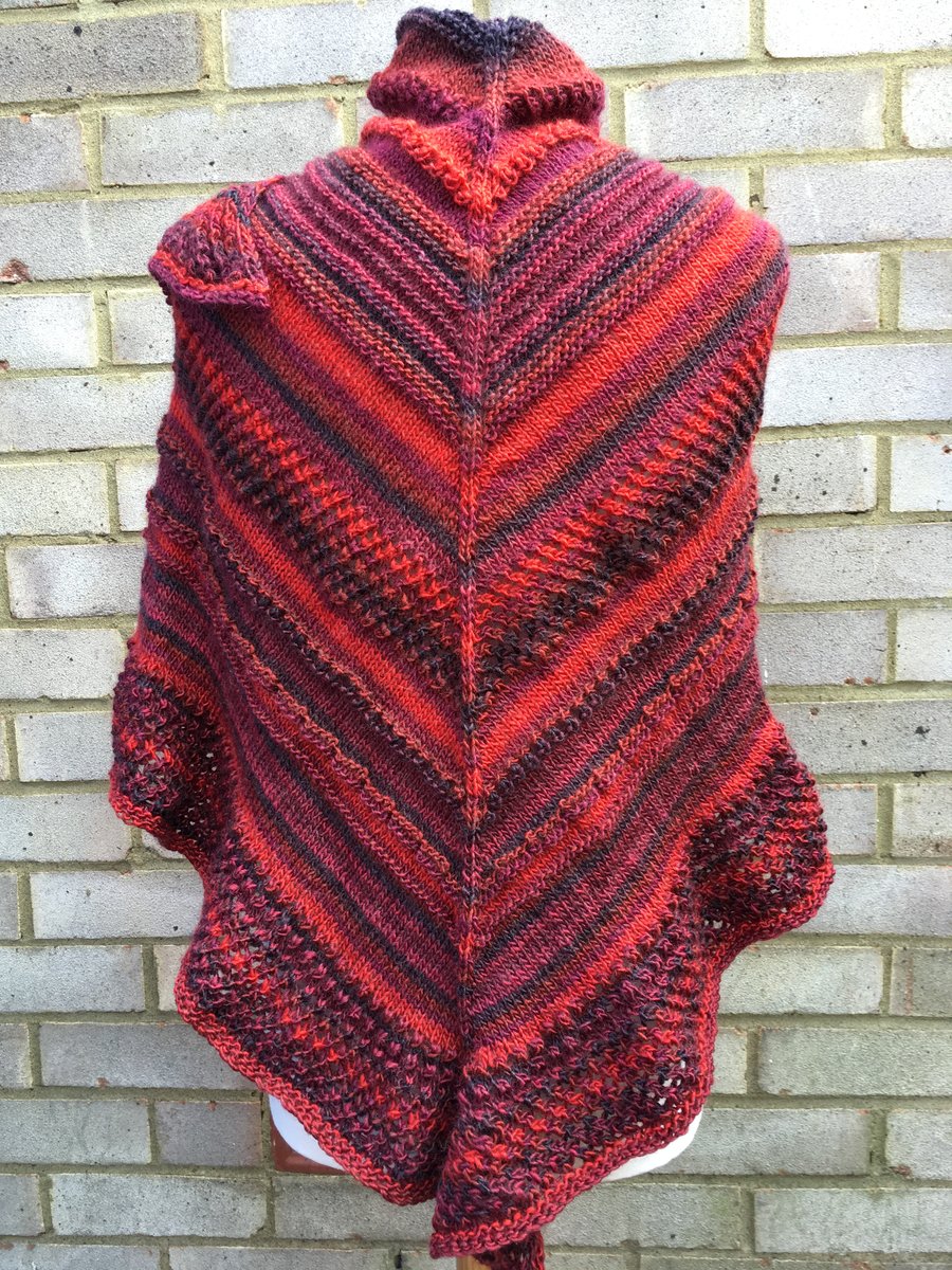 Hand-knitted Textured Comforting Shawl in Soft Self-patterning Red to Black Wool