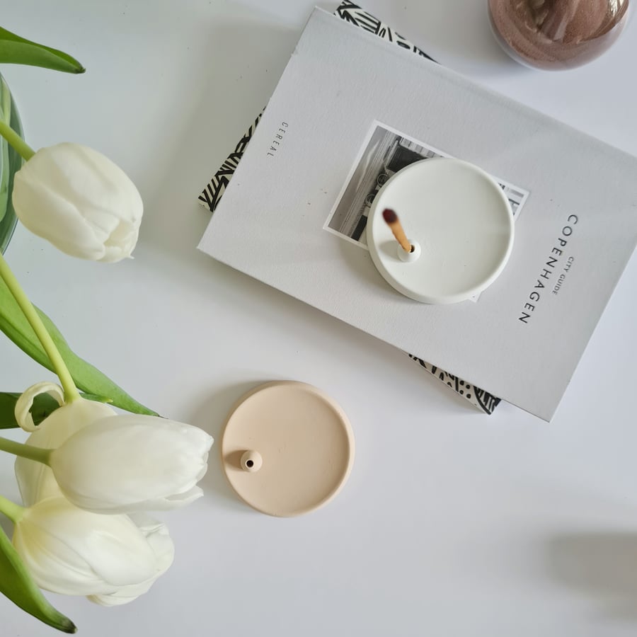 Neutral Minimalistic Incense Dish