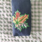 Tissue Holder navy blue with embroidered Maple Leaf