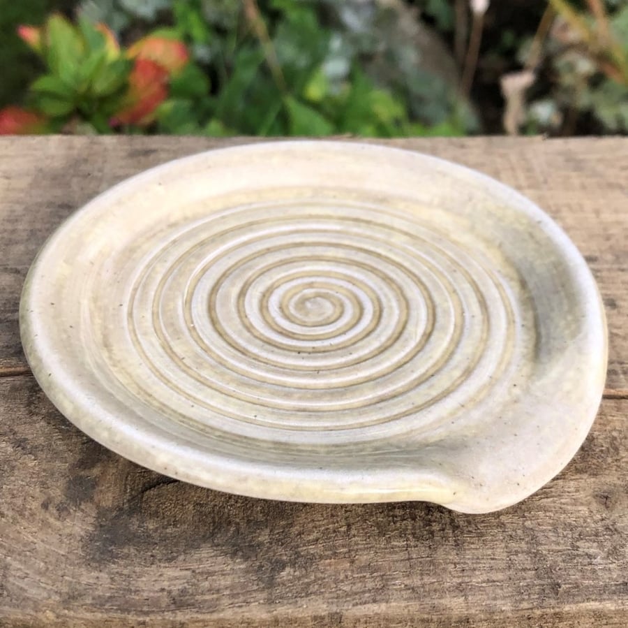 Swirly Stoneware Spoon Rest