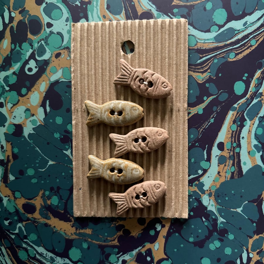 Terracotta Fish Buttons 1 inch    - set of 5