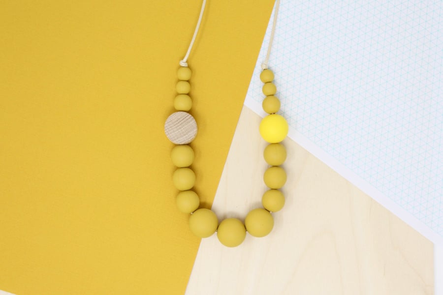 Silicone Necklace - Mustard Colour Pop Necklace Baby Friendly BPA Free