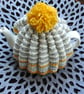  Small Retro Tea Cosy - Image 2