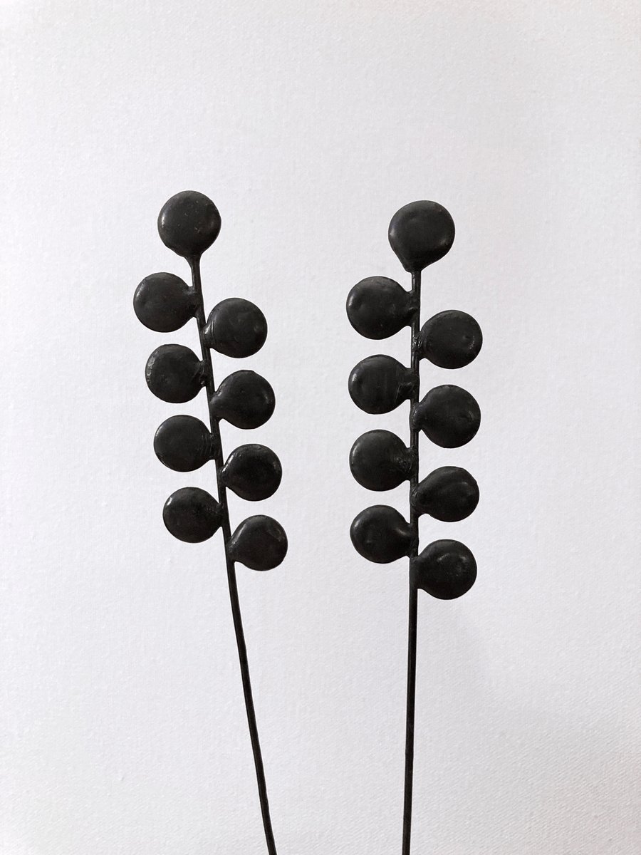 2 x Seed Pod Flower Stems, Wire Art, Flower Arrangement