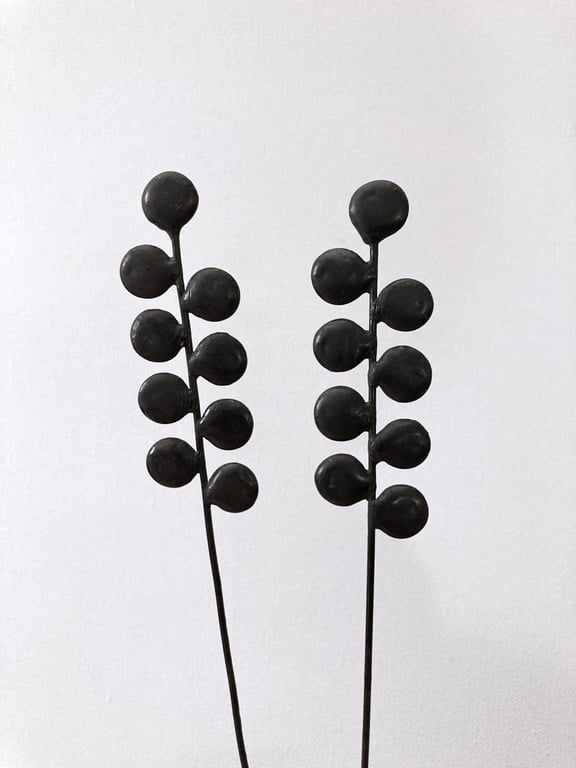 2 x Seed Pod Flower Stems, Wire Art, Flower Arrangement