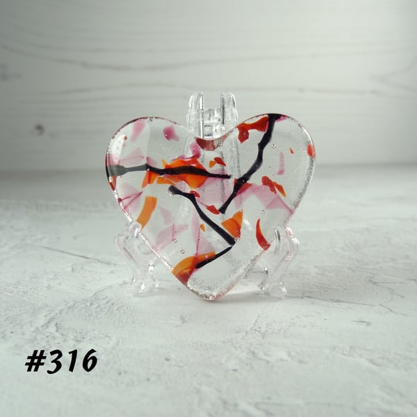 Pink red black heart fused glass pocket hug with stand 5x4.5cm (316)
