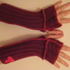 gLOVE Ra upcycled wristwarmers