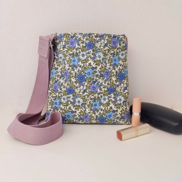 Crossbody messenger walking bag blue floral with draw string top mauve strap