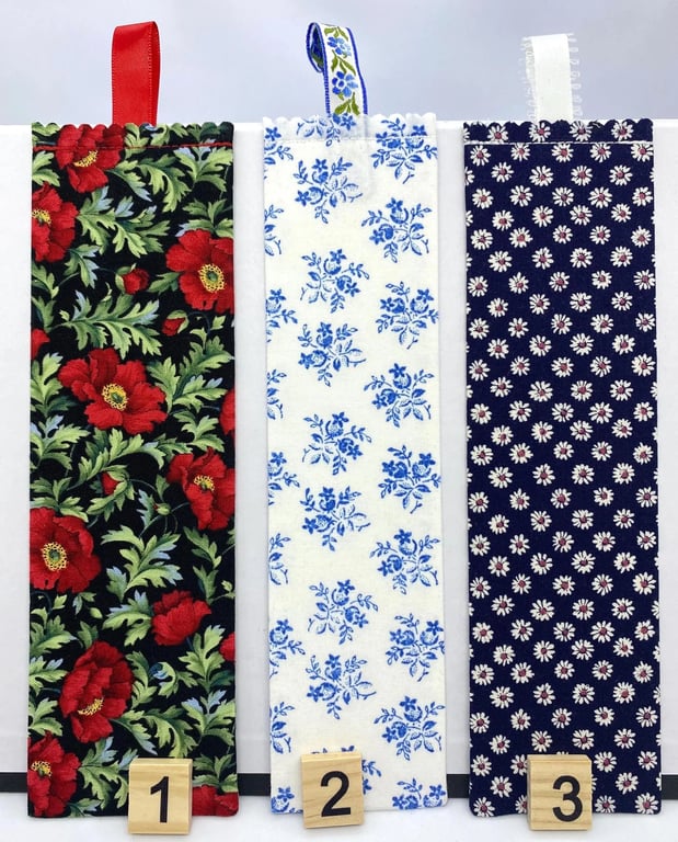 Spring Floral Fabric Bookmarks – 18 Handmade Designs