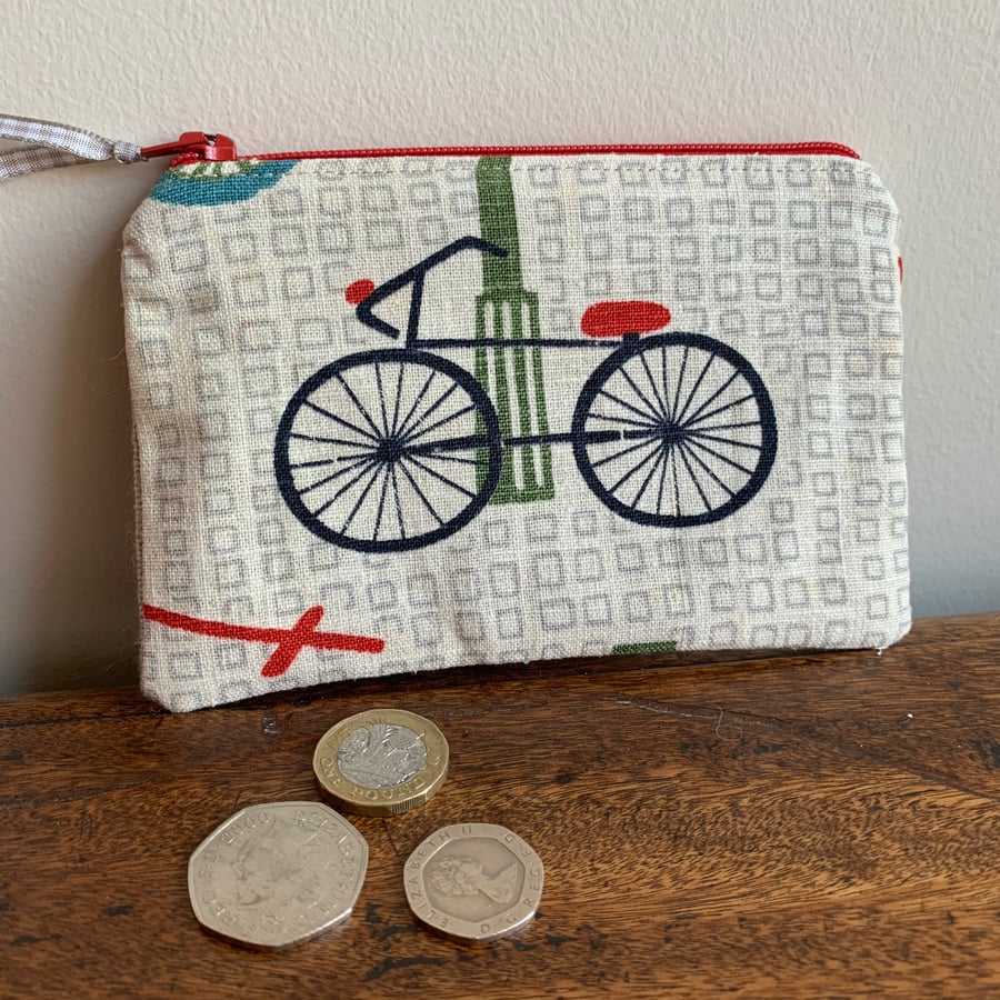 Zip purse in vintage Transport fabric