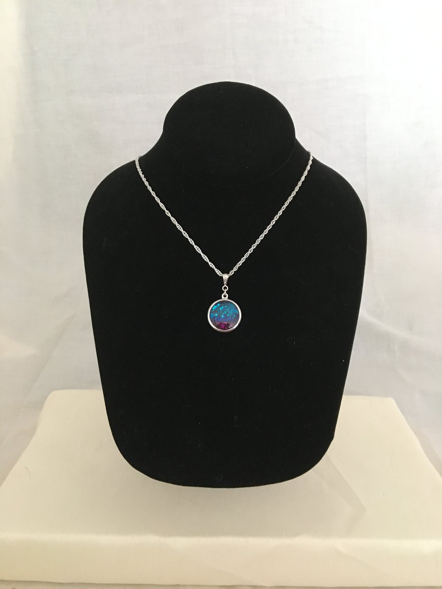 Sweet Round Tri-Coloured Pendant
