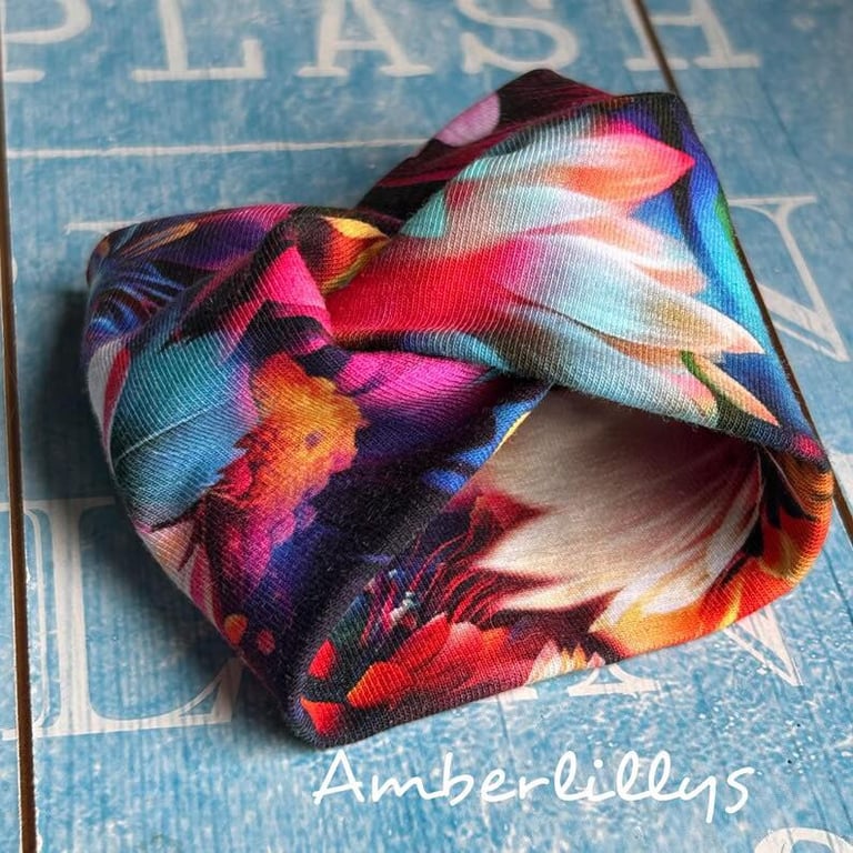 Tropical floral summer vibe cuff bracelet with twist design