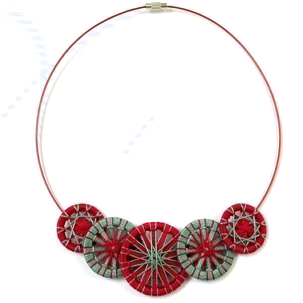 Zwirnknopfe Button Necklace