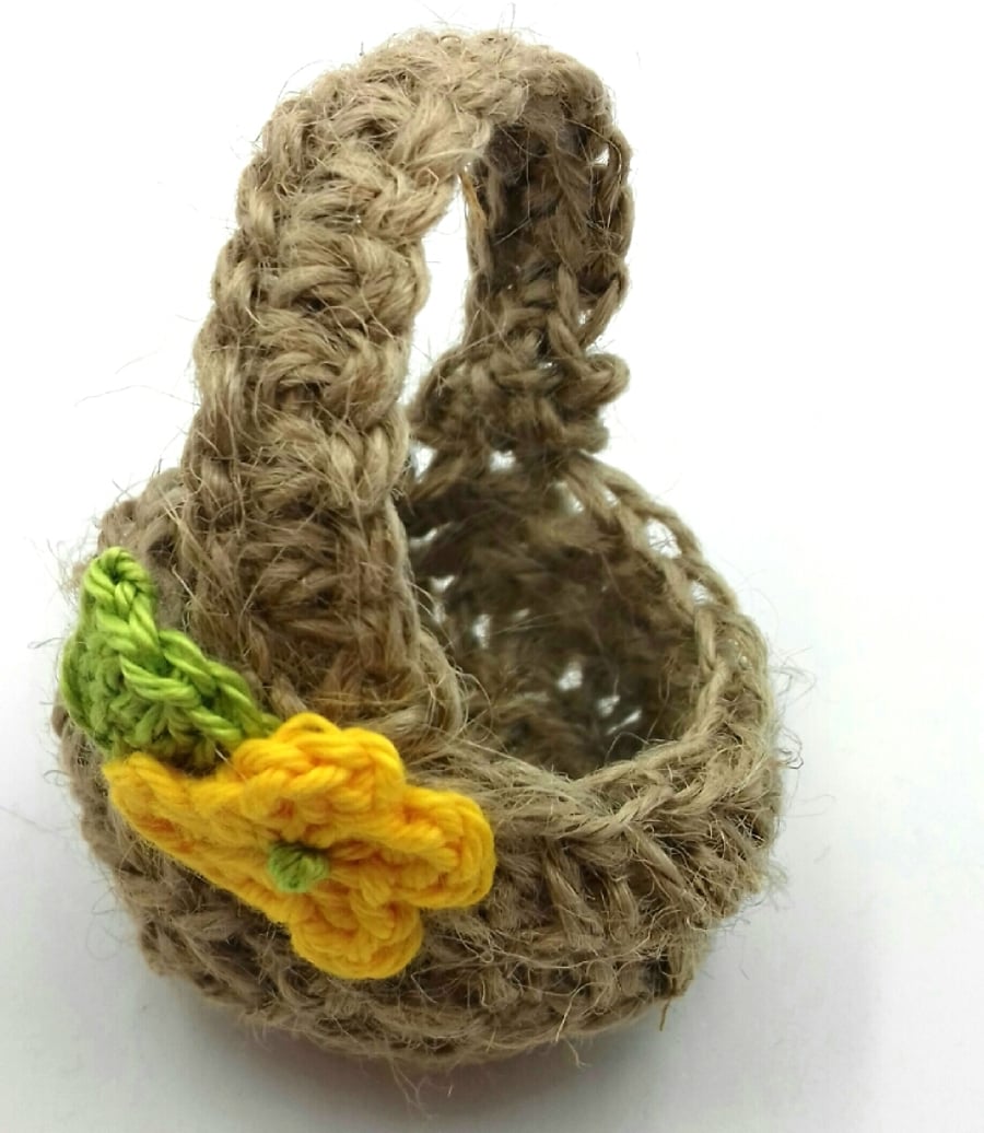 3 Crochet Jute Easter Basket Decorations