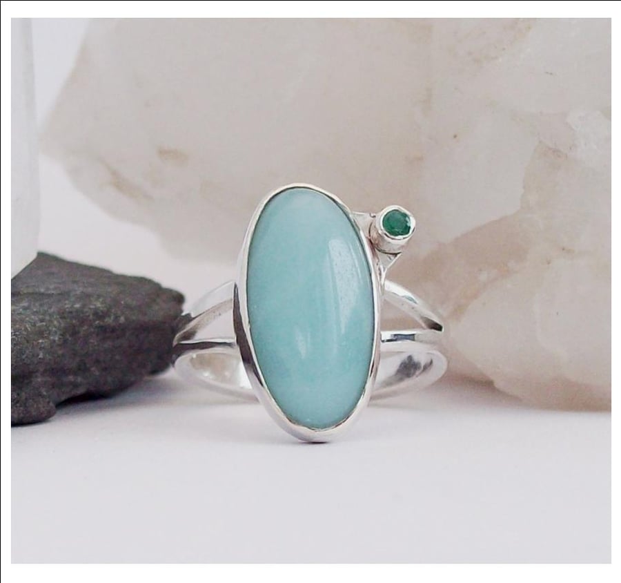 Emerald and Amazonite Boho Ring size O Sterling Silver 925 OOAK Hallmarked