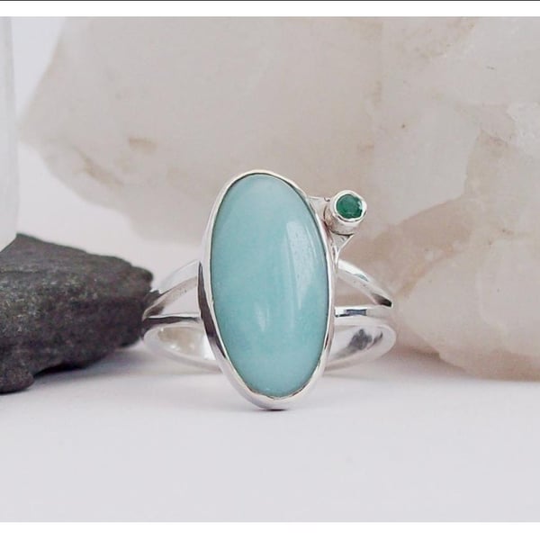 Emerald and Amazonite Boho Ring size O Sterling Silver 925 OOAK Hallmarked