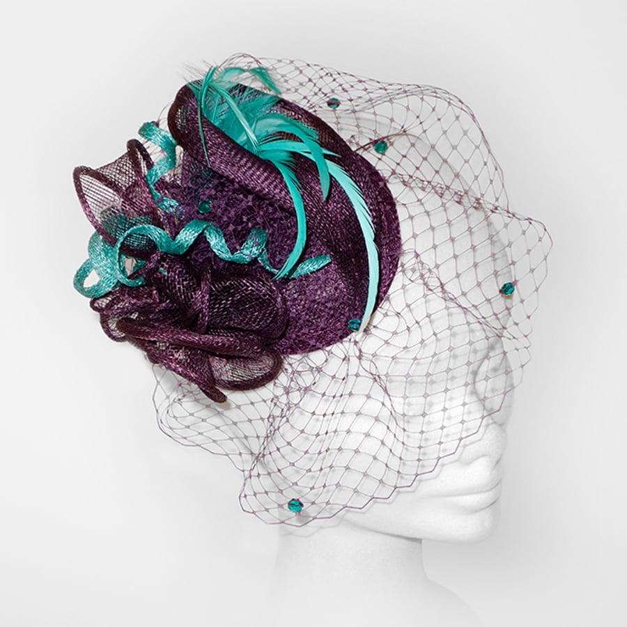 "Tulip".....Sinamay Fascinator