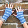  Crochet pattern for fingerless gloves. Photo tutorial.  PDF.