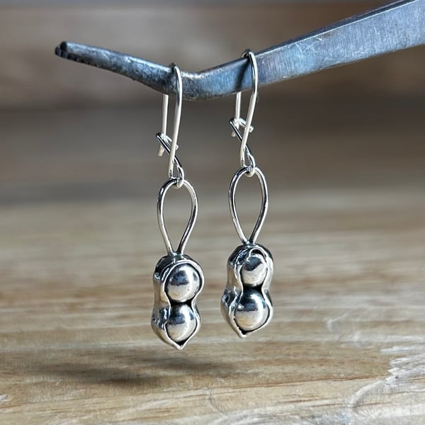 Handmade Solid Sterling Silver ‘2 Peas In a Pod’ Dangle Earrings