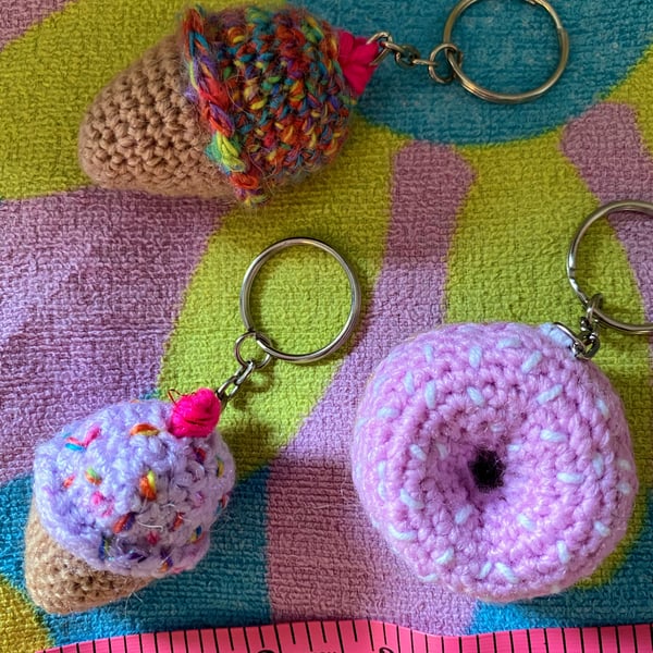 Crochet ice cream cone keyring 