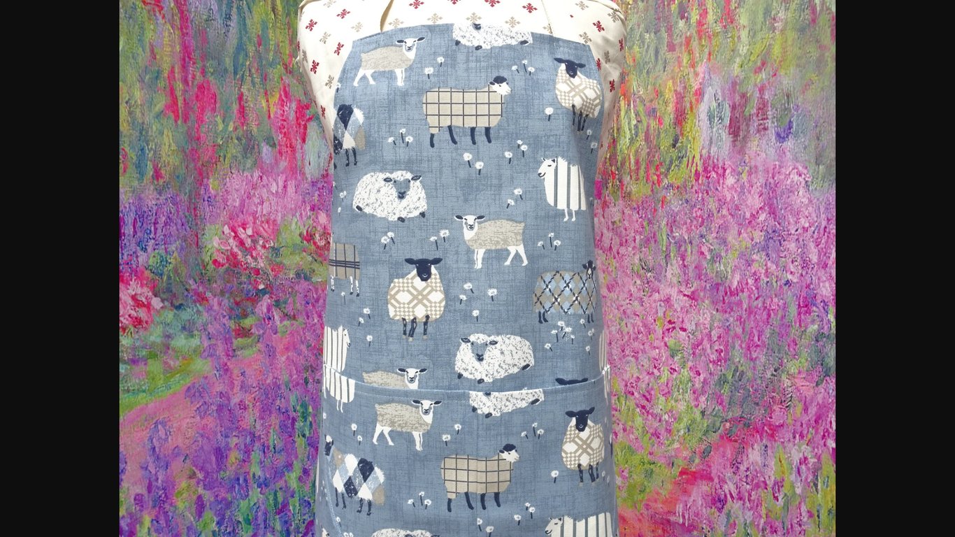 Sheep Aprons with pocket. Cotton 