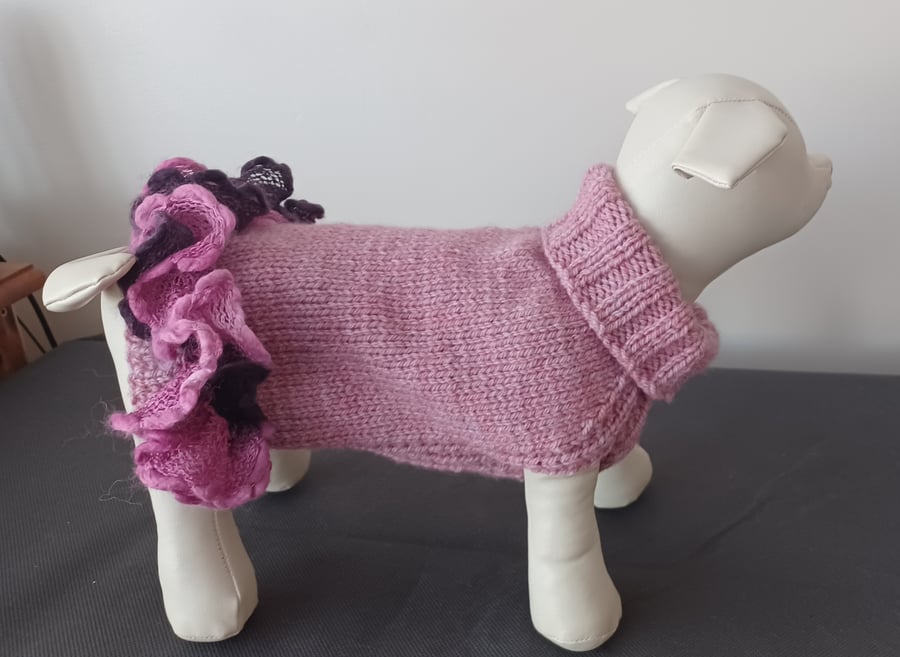 Small Pink Aran Dog Coat Jumper With A Pink Frill R922)