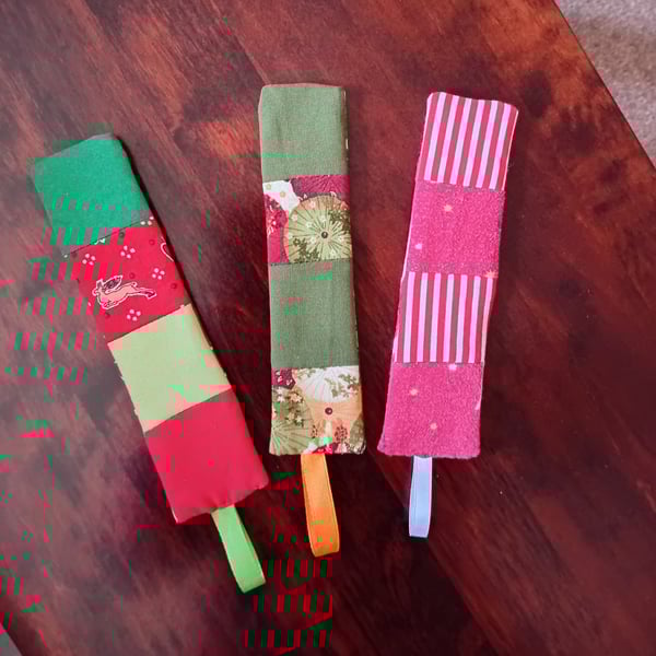 3 Christmas fabric patchwork bookmarks. Postage included.