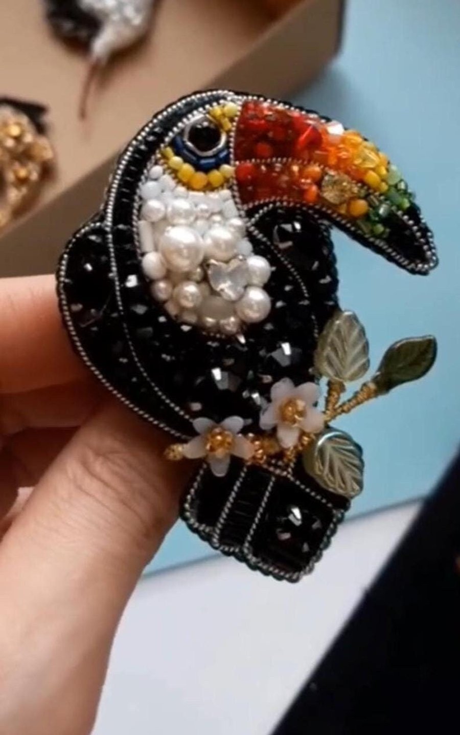 Handmade Toucan Brooch, Beaded Bird Pin, Colorful Nature-Inspired Jewelry, Uniqu