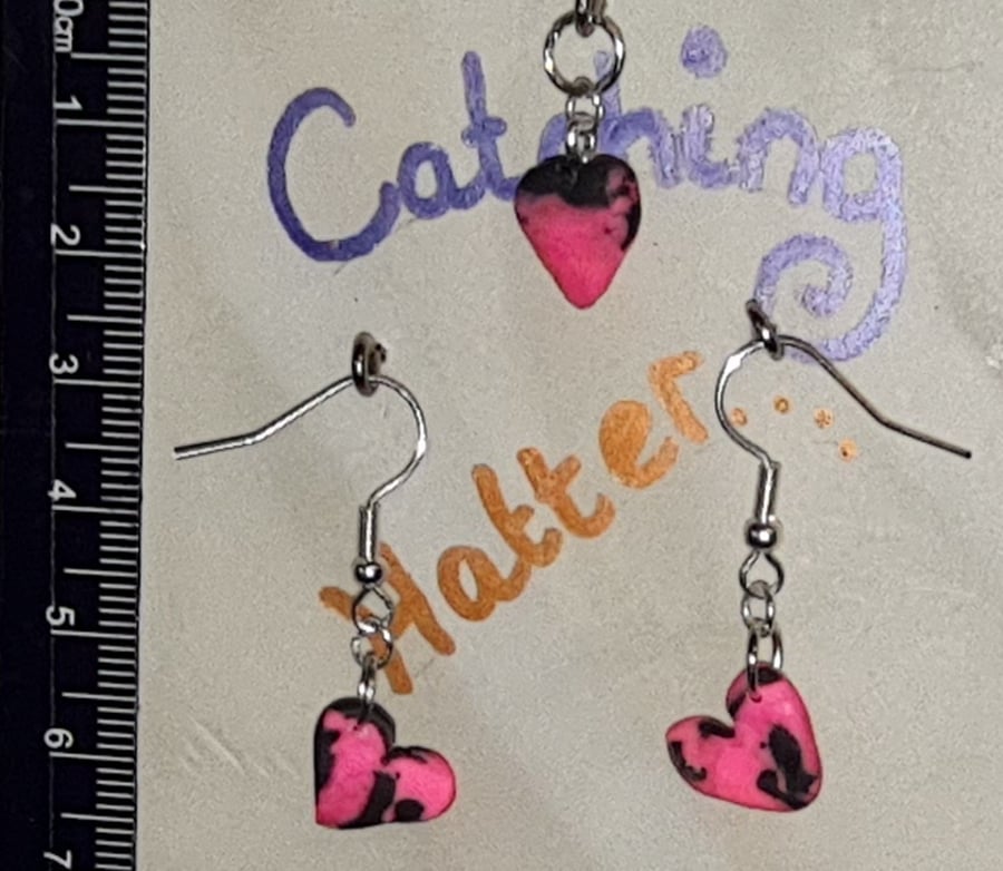 Pink and Black heart pendant and earring set.
