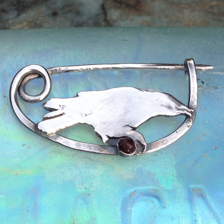 Crow and Thames garnet pin