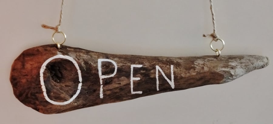 HARD WOOD SHOP DOOR SIGN OPEN & CLOSED LETTERS PAINTED ONTO CORNISH DRIFTWOOD 