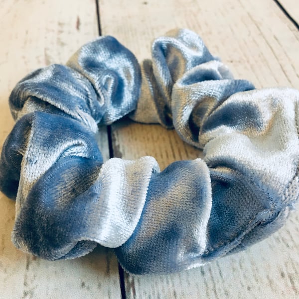 Velvet Hair Scrunchie 