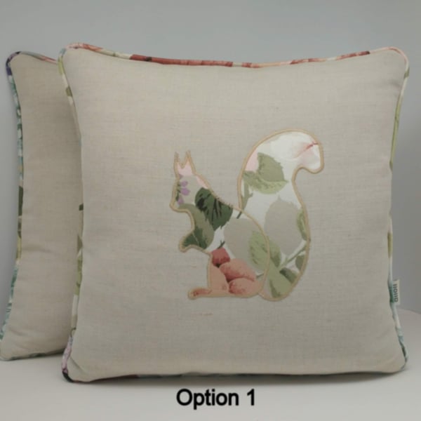 Applique Squirrel 16"x 16"cushion