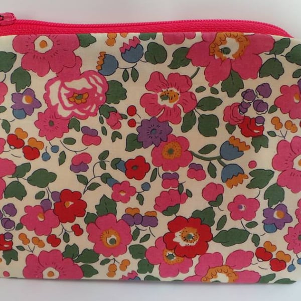 Zip purse with tassel zip made with choice of 5 beautiful Liberty fabrics