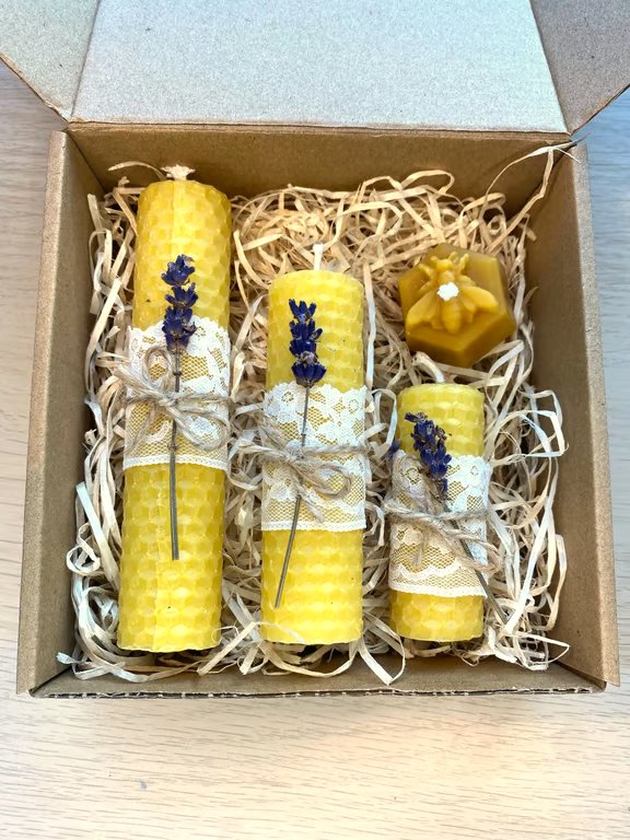 Hand Rolled Beeswax Candle Gift set with dried lavender and lace