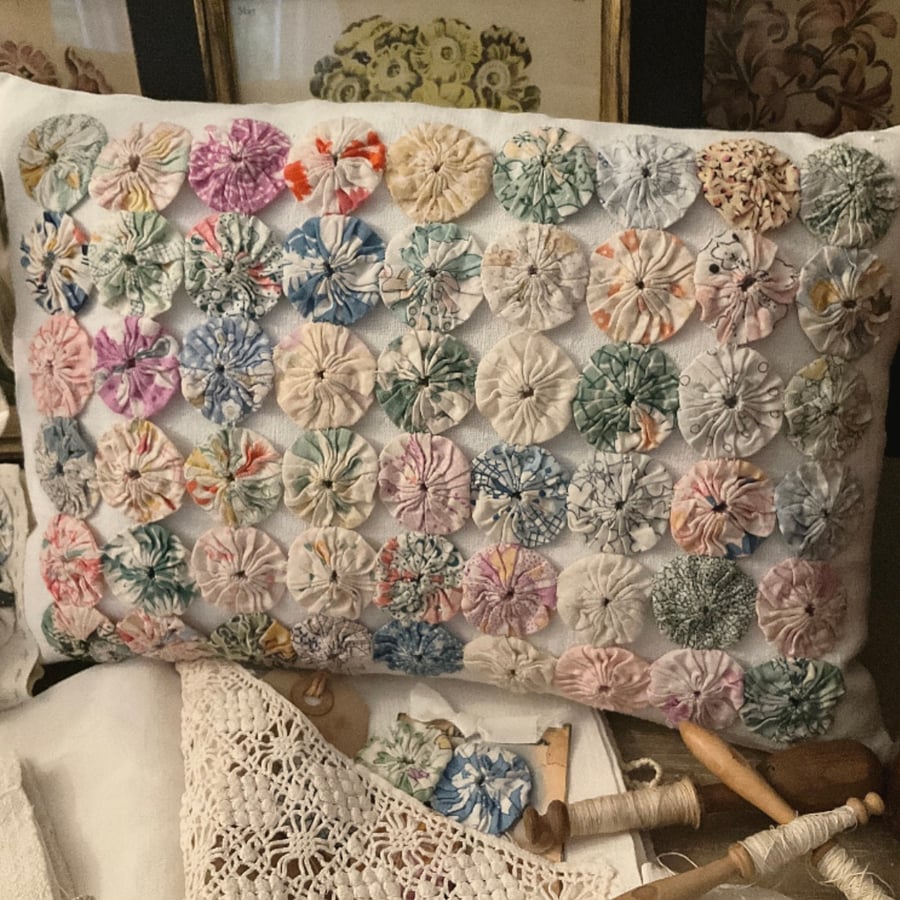 Vintage Suffolk Puff Cushion
