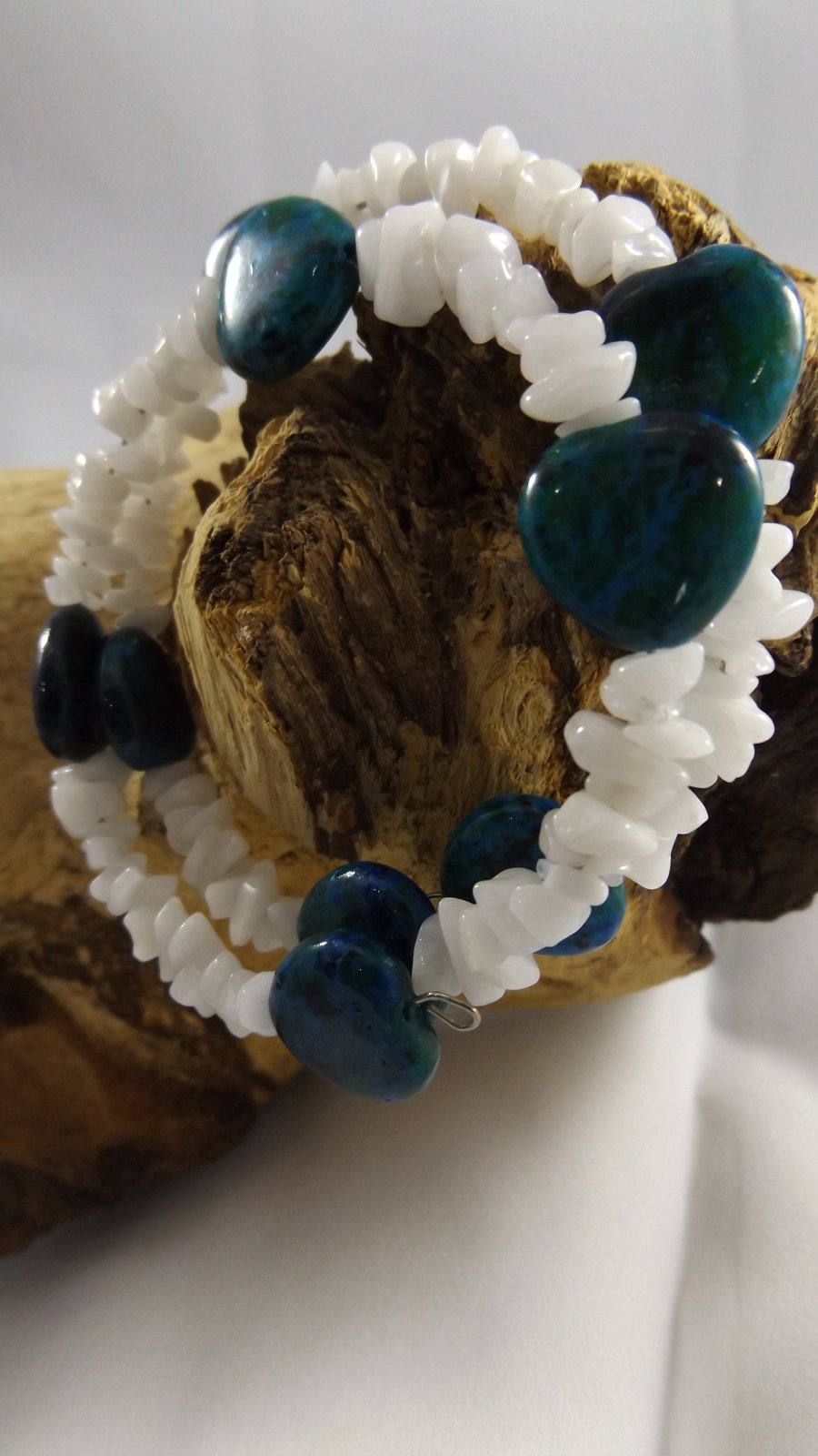 Chrysocolla hearts and white agate memory wire bracelet