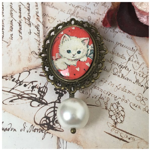 Red Cat Brooch 