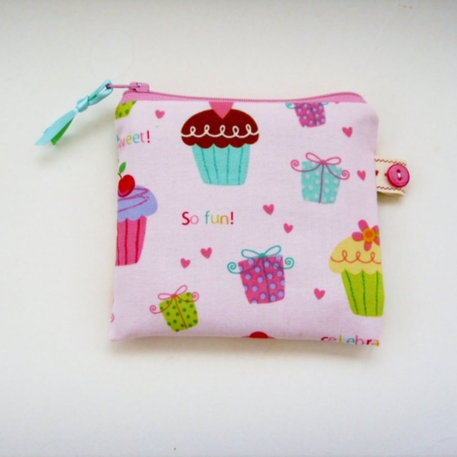 HALF PRICE SALE Little Cupcakes Purse