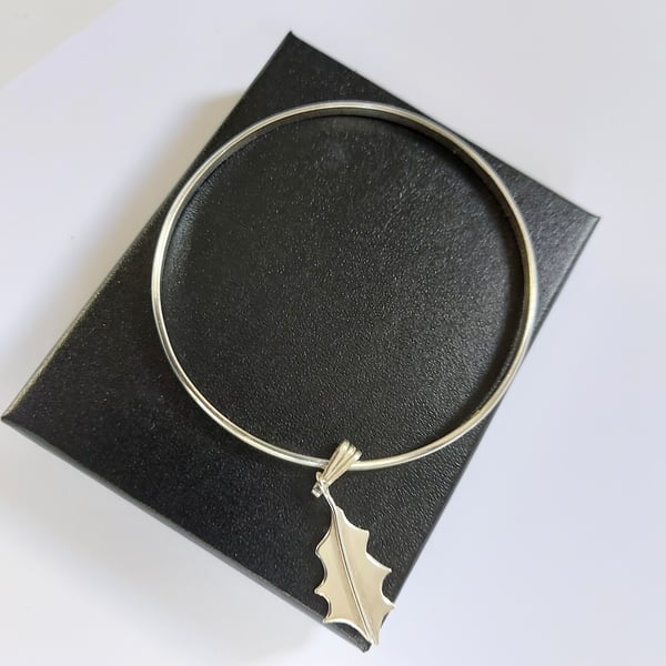Christmas gift - Sterling silver bangle with holly leaf charm