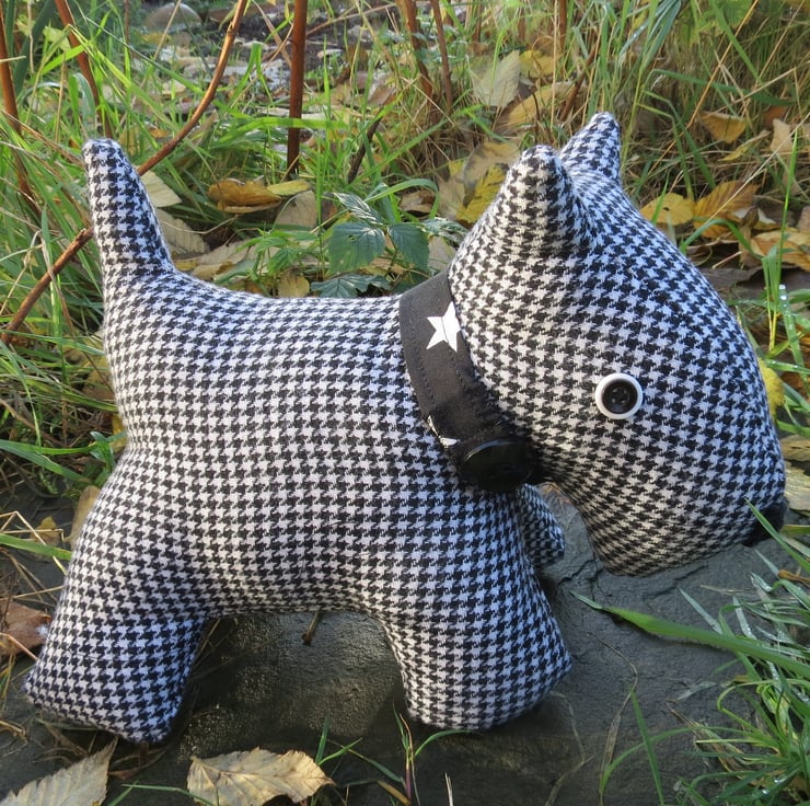 Dog Doorstop. A scottie dog doorstop, made fro... Folksy